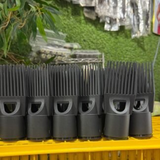 Hand dryer comb